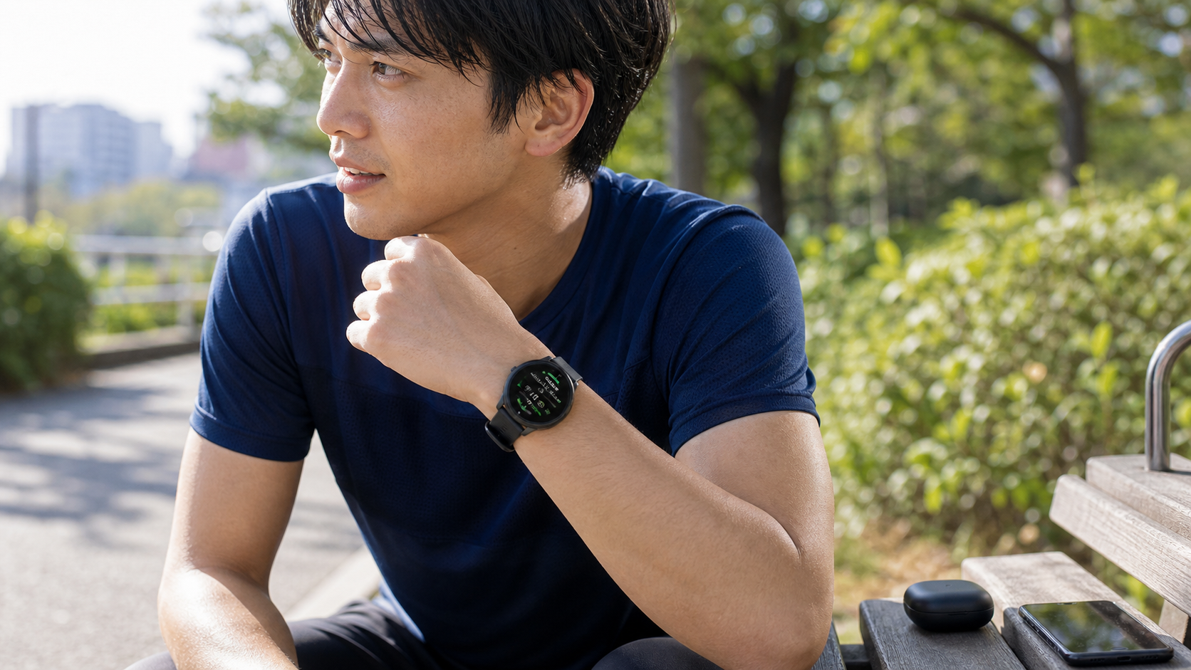 Garmin Forerunner 165 Musicをランニング後に着用している男性のイメージ