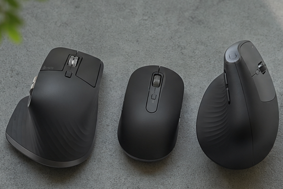 MX Master 3Sとコンパクトマウスを比較するイメージ