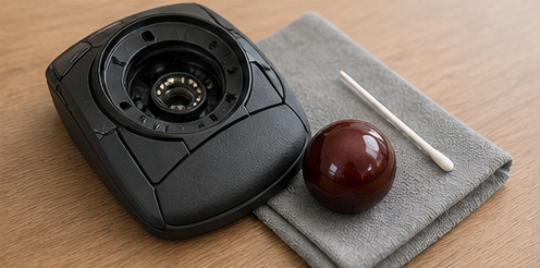 ELECOM HUGE M-HT1DRBKを想定したトラックボール利用シーン 2