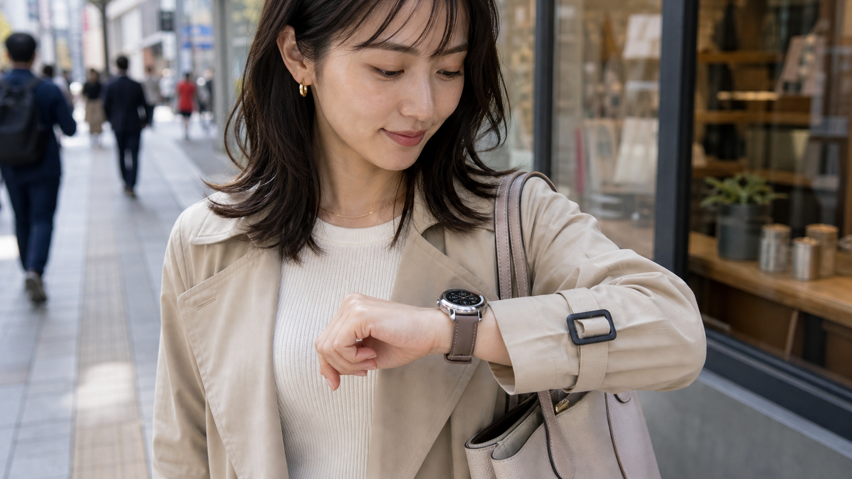 Xiaomi Watch S4 女性着用イメージ